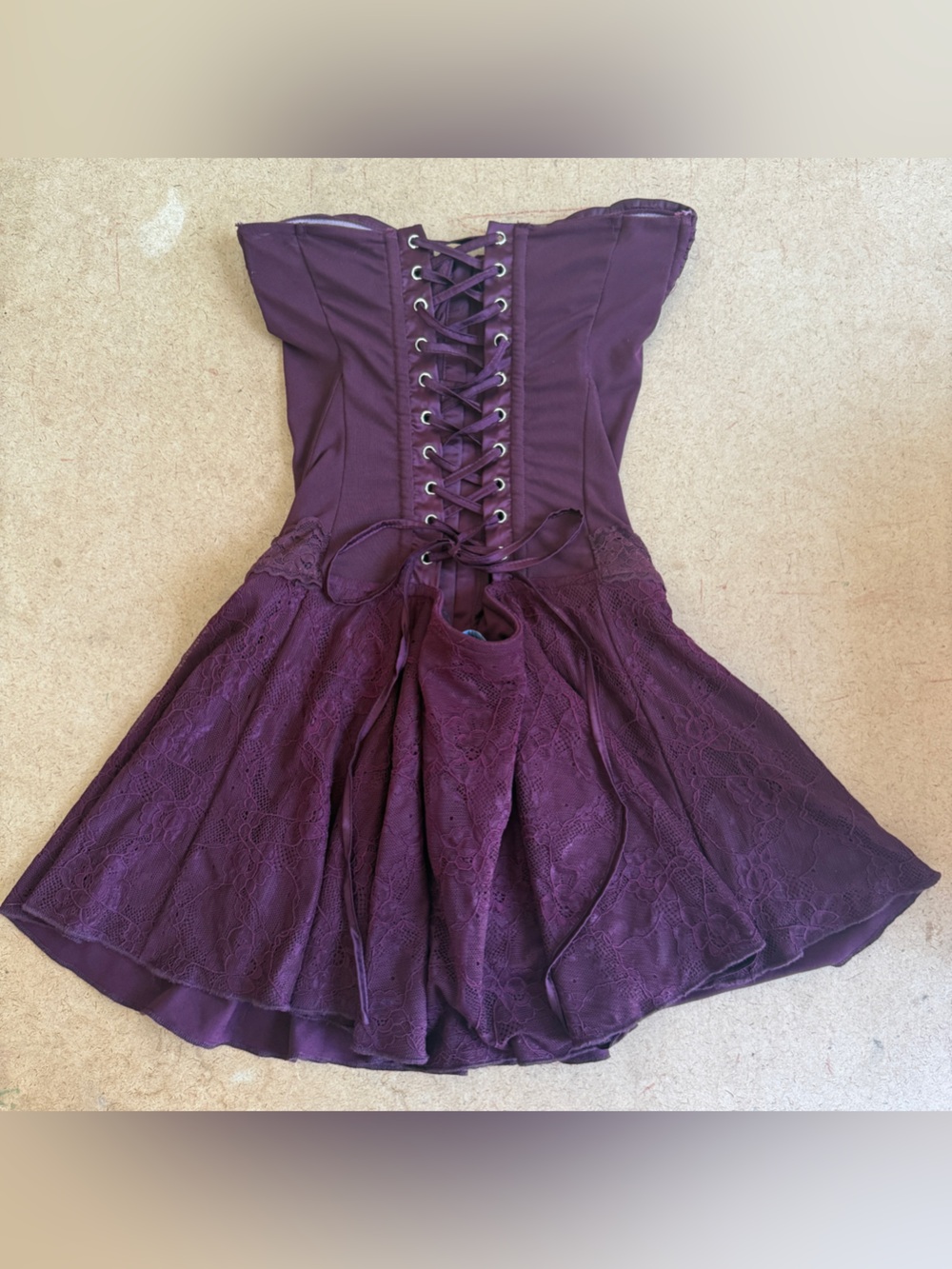 Outcast kala Burgundy Mini Dress with Corset Front - Picture 4 of 8